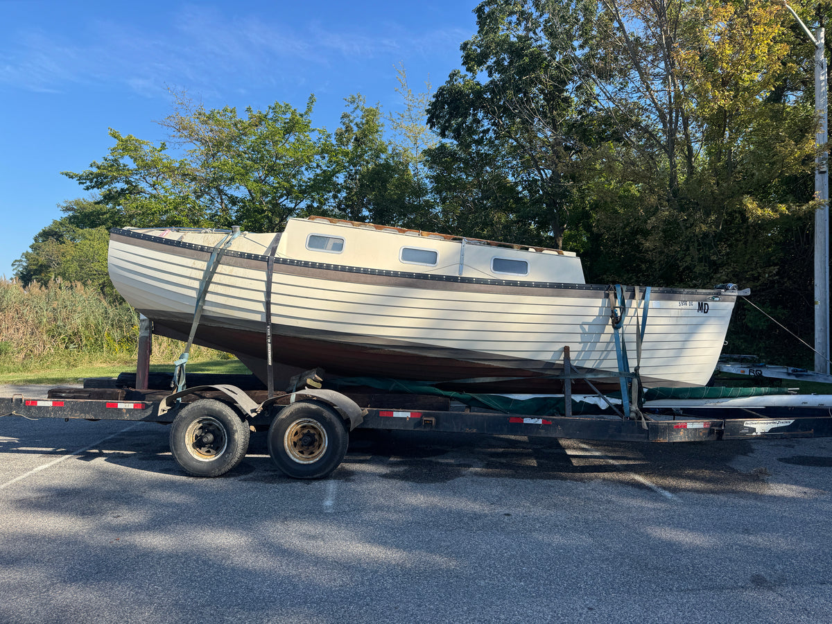 Montgomery 23 Rudder With Tiller Handle