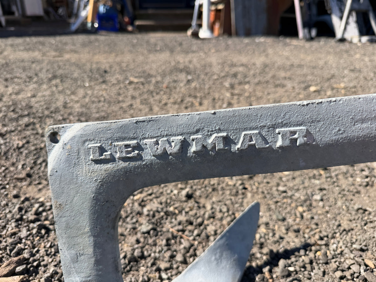 22LB Lewmar Claw Anchor With 72” Galvanized Chain