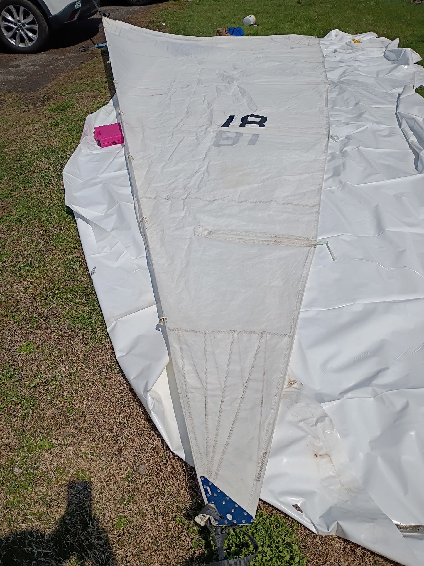 Morgan 22 Mainsail - Newer - 23'4 x 21'5" x 10'