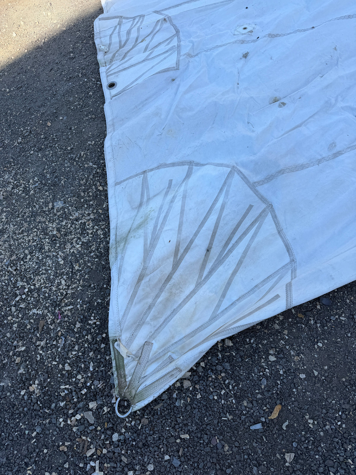 Islander 30 Main Sail - 32’ (3/4” Bronze Sail Slides) x 33’10” x 11’3”