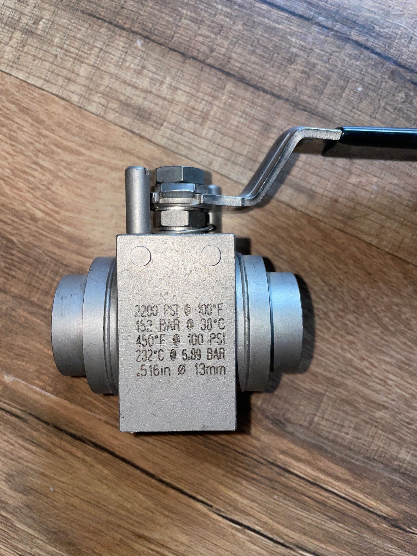 13mm Whitey 2200 PSI Valve - SS-W63TF6