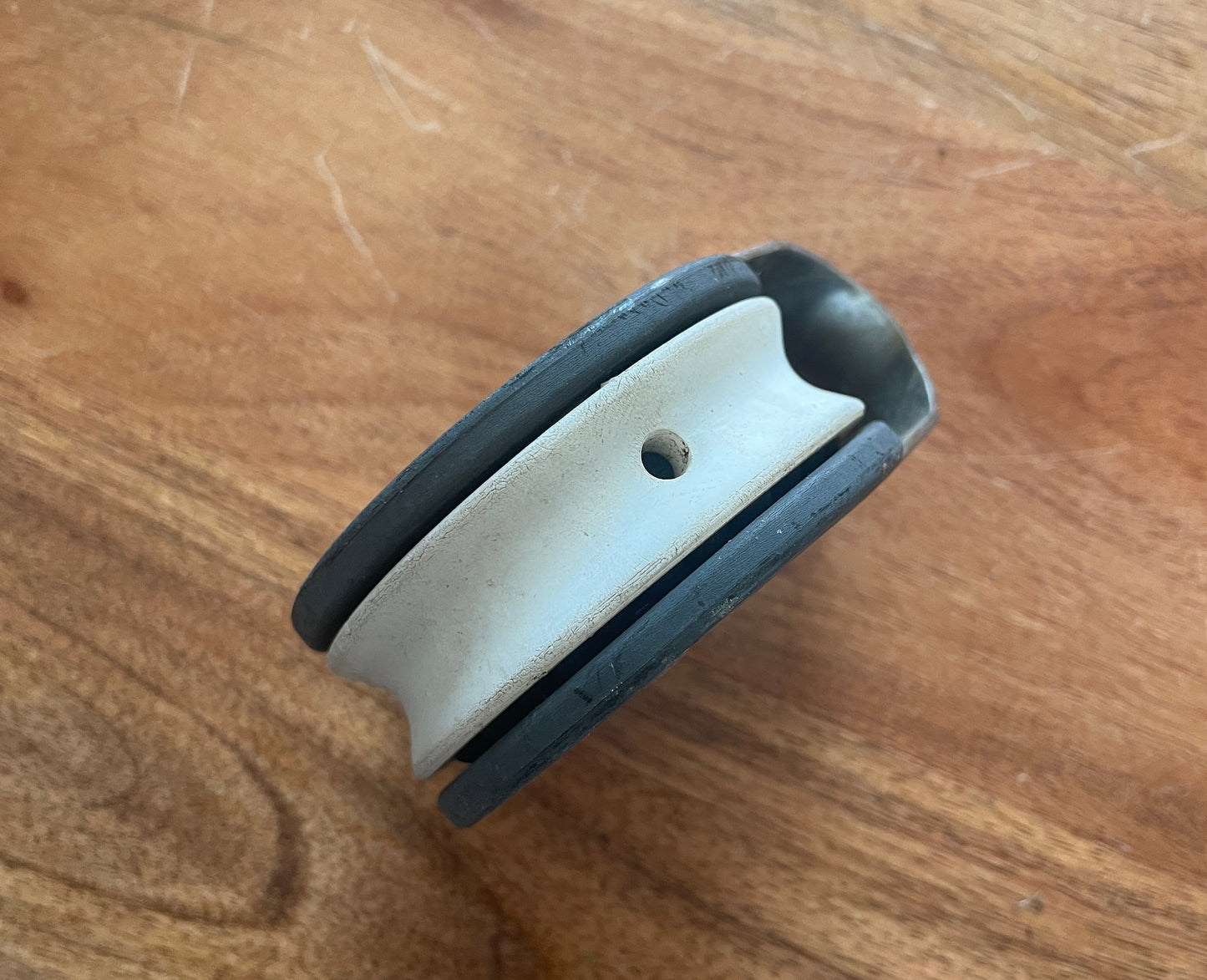 Schaefer 2 1/2” Sheave Stanchion Block- 1”