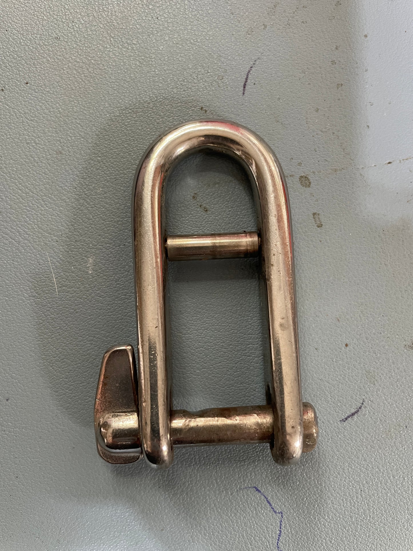 Stainless Steel Wichard Fixed Bail Shackle - 3/4" Width