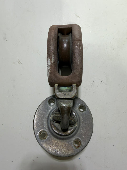 South Coast Standing Swivel Block - 1/2" Line