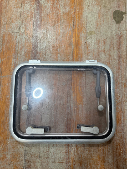 Weaver By Maxwell Opening Hatch - 20" Long x 14 3/4" Wide Inside Diameter
