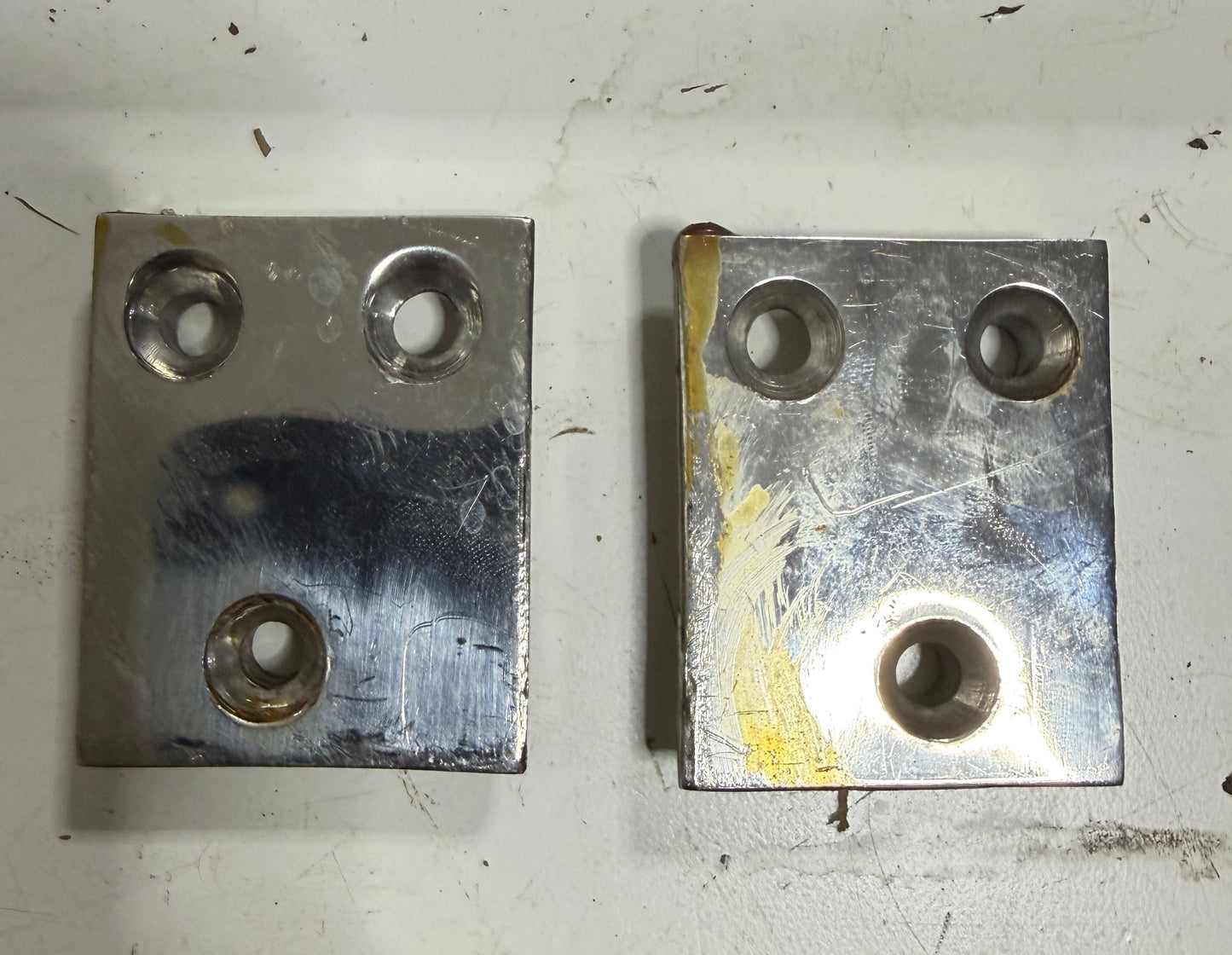 PAIR Heavy Duty Ladder Mounting Brackets