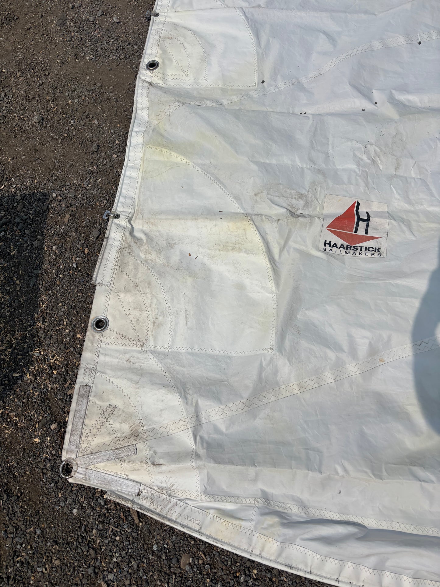 Cal 25 Mainsail - 24’4” Luff x 27’ Leech x 10’6” Foot