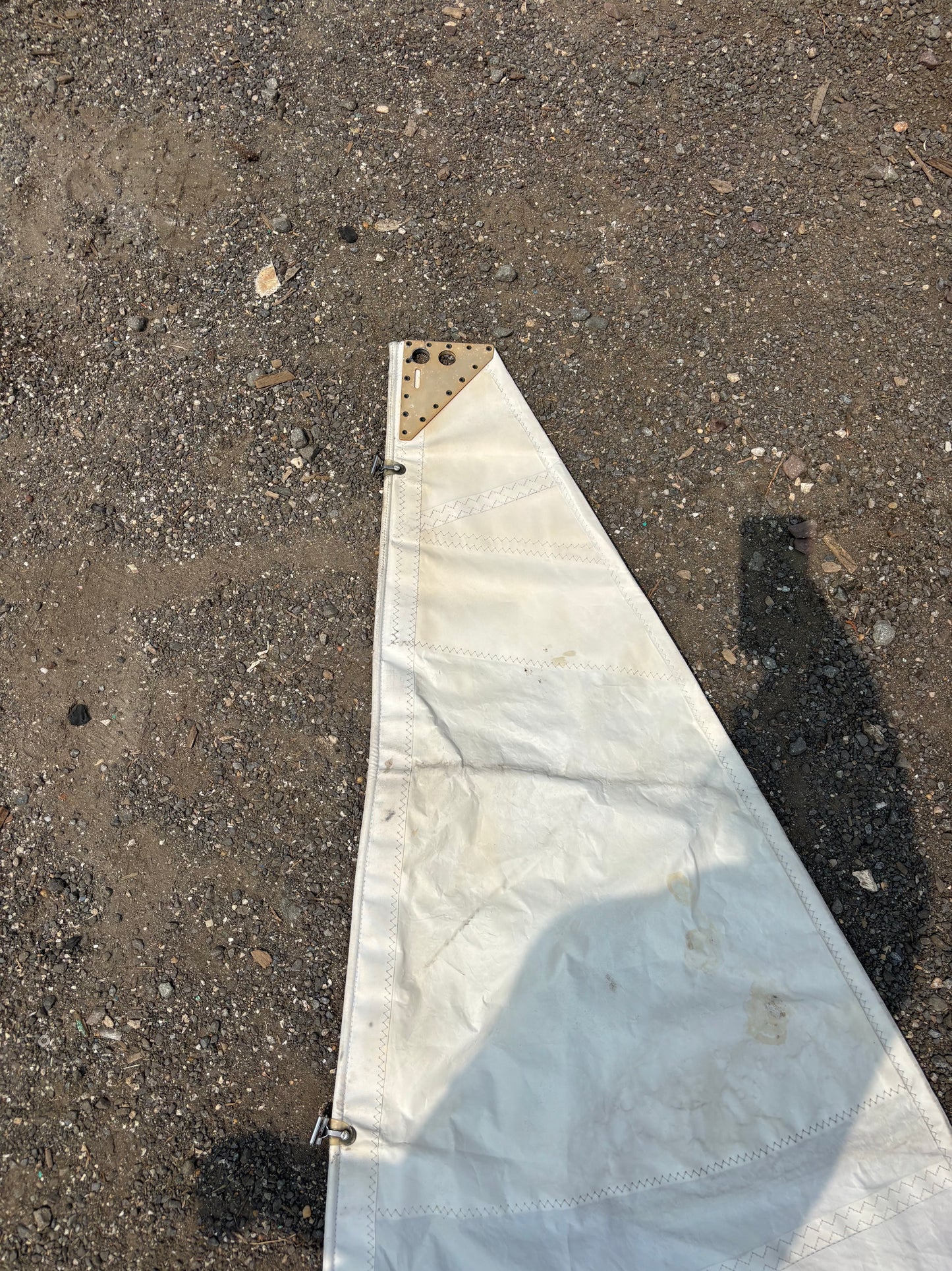 Cal 25 Mainsail - 24’4” Luff x 27’ Leech x 10’6” Foot