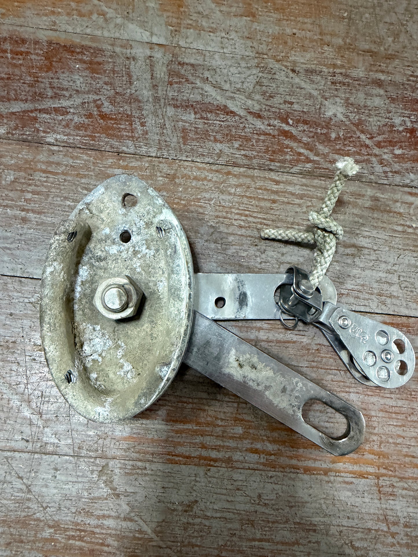 Boom Fitting 4 5/8" Long x 2 3/4" Wide