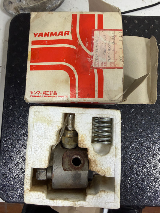 Yanmar Pump Assembly Fuel Injection PART NUMBER 704500-51700