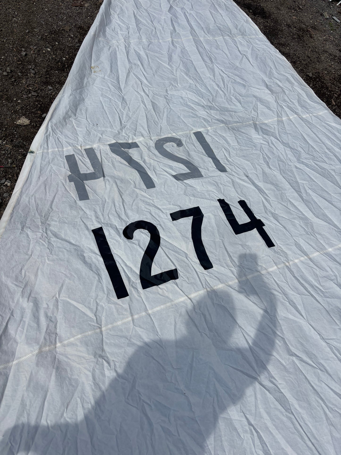 Hunter 25 - 28’6” x 26’5” x 13’5” Sail