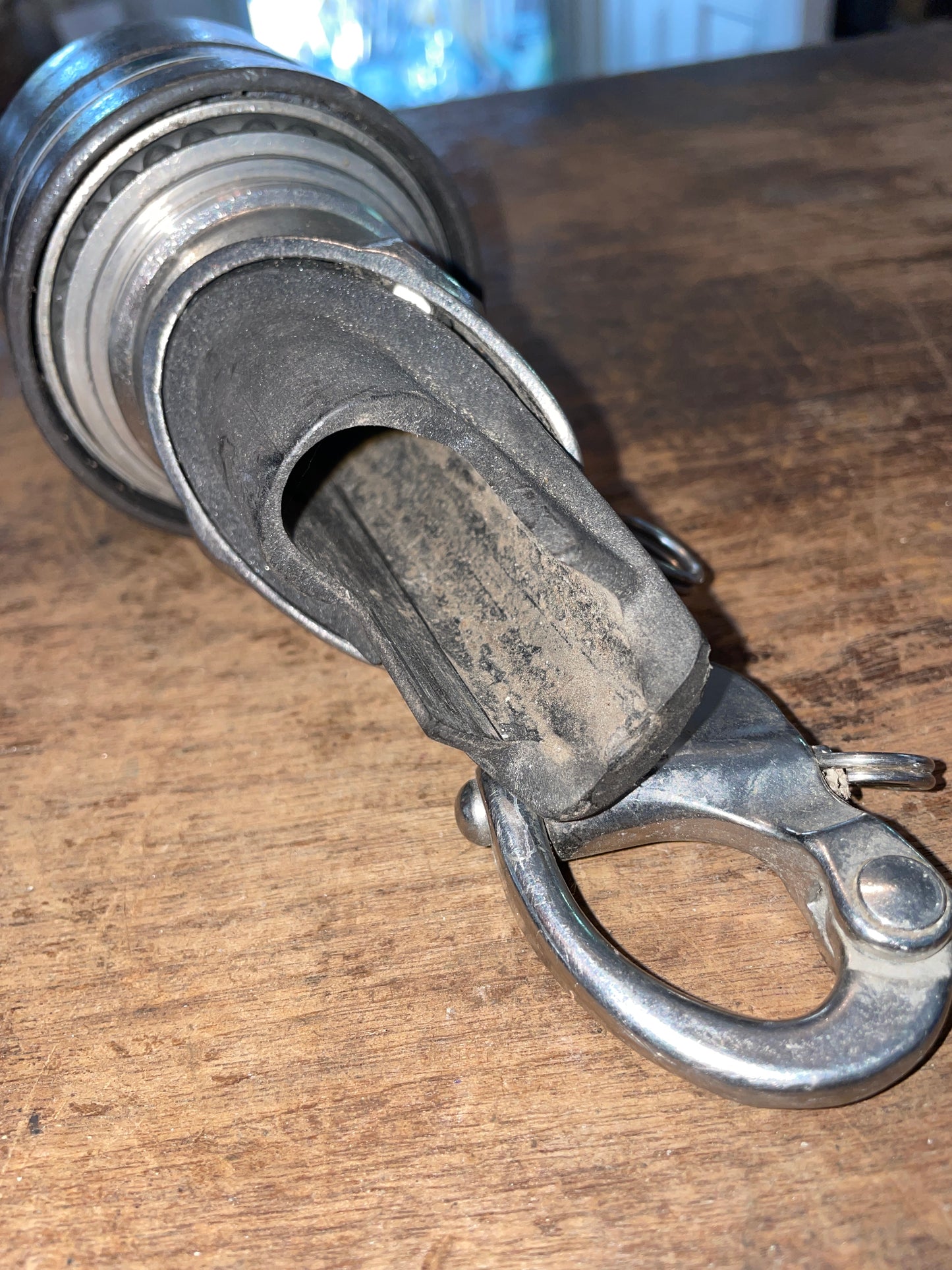 Furlex Upper Swivel- 1 1/4” x 7/8” Pole