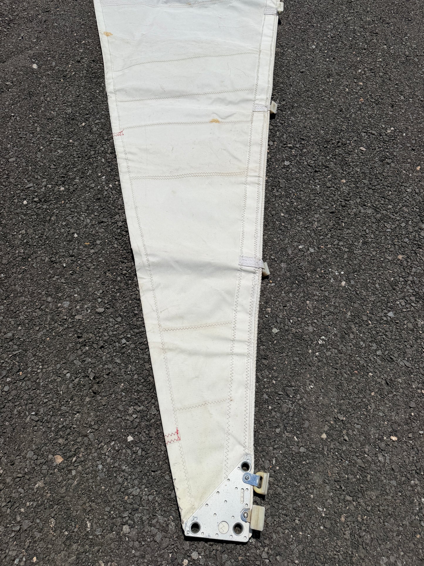 Viking 33 Main Sail - 36'5" x 38'8" x 9'5"