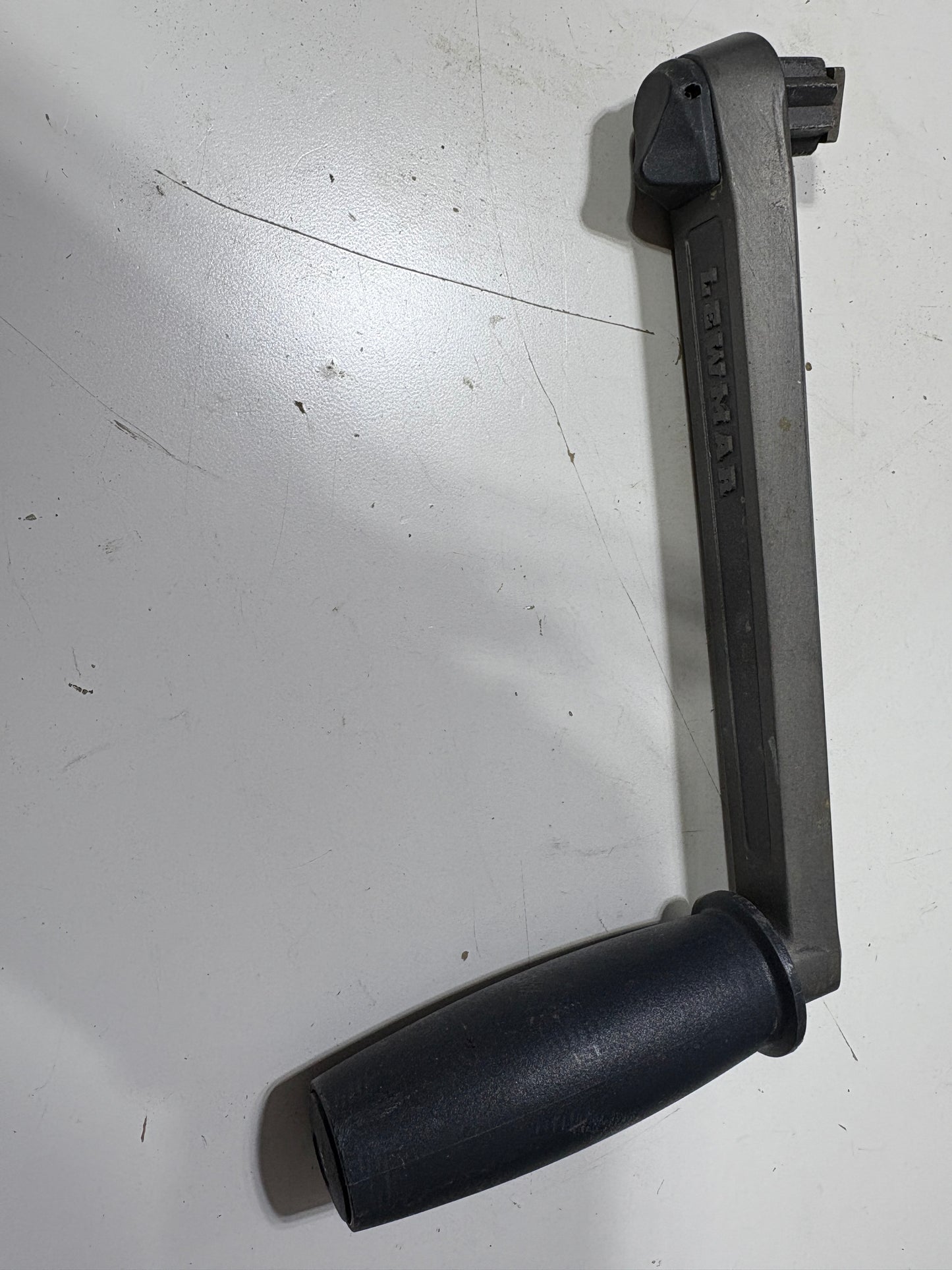 Lewmar 9 1/2" Winch, Locking