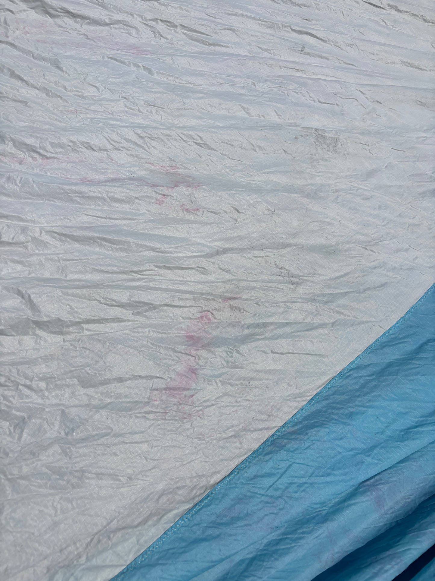 ODAY 22 Spinnaker 18’2” x 19’3” x 13’8”