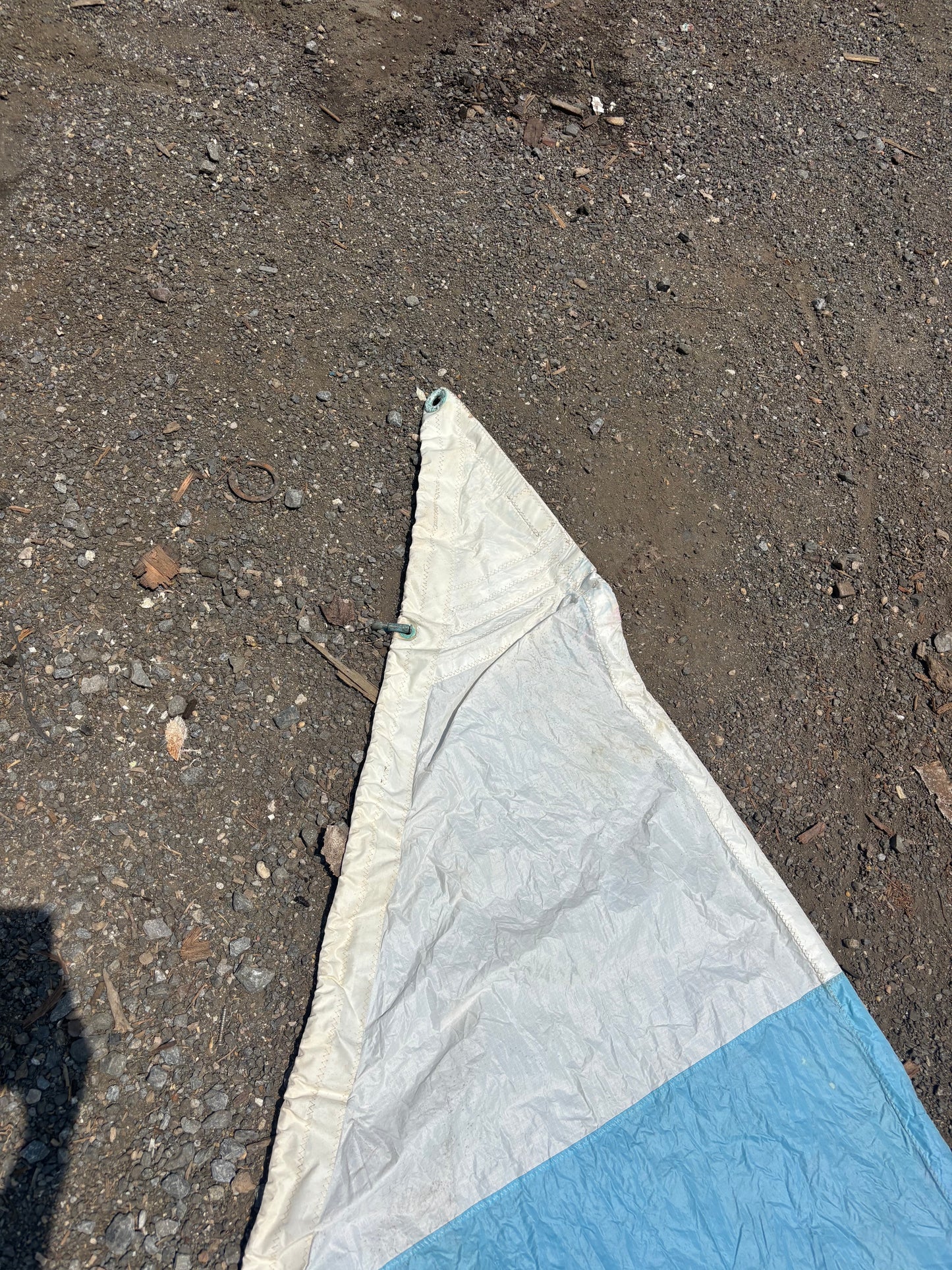 ODAY 22 Spinnaker 18’2” x 19’3” x 13’8”