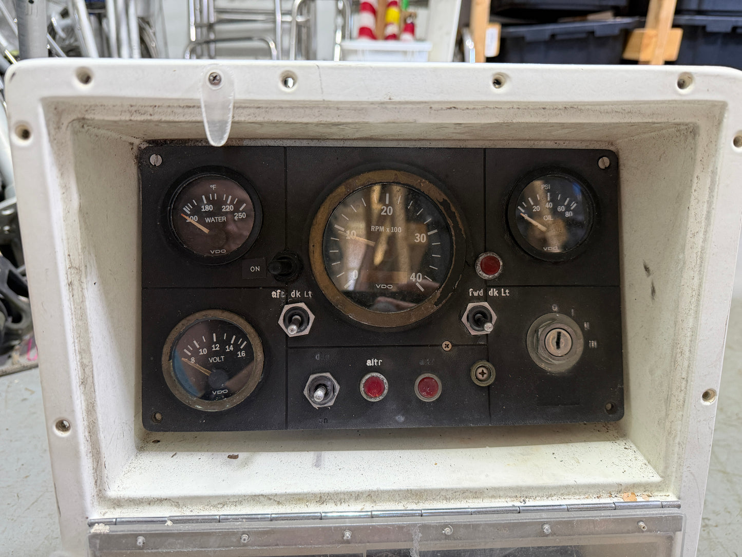 Double Engine Panel In Case
