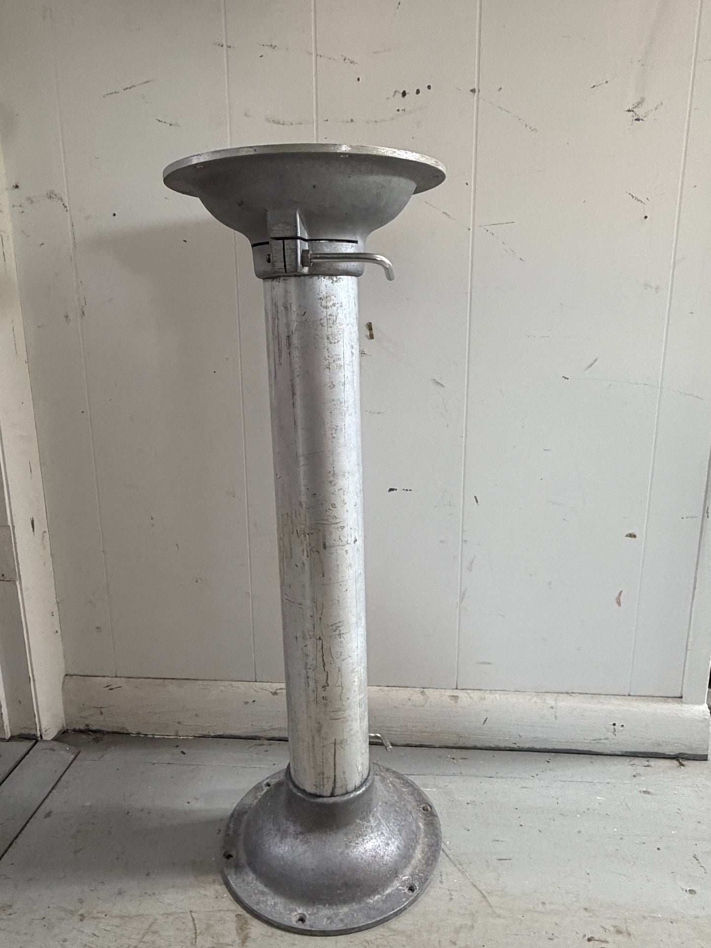 Aluminum Table Leg - 28" Total Height