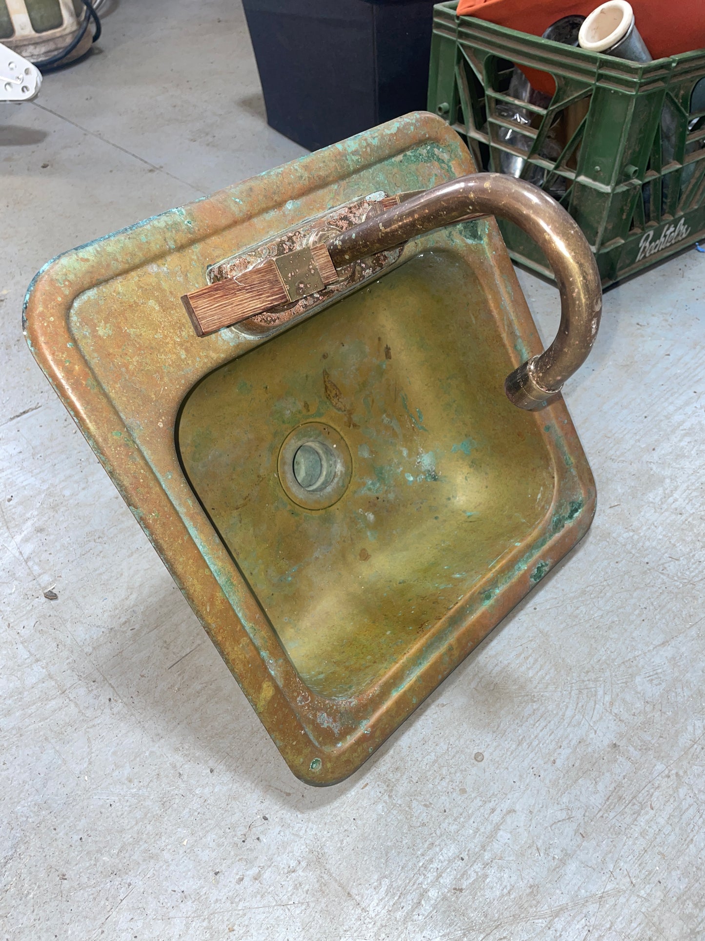 14 1/2” x 14 7/8” Acersa Brass Sink OFF Columbia 40