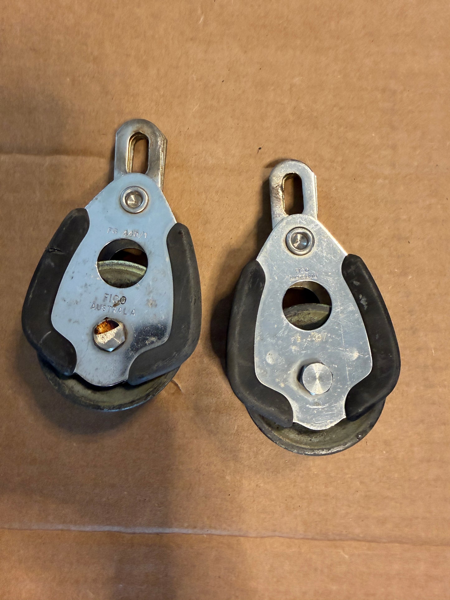 PAIR Fico 2 1/4" Bronze Sheave 1/4" Wire Diameter Blocks
