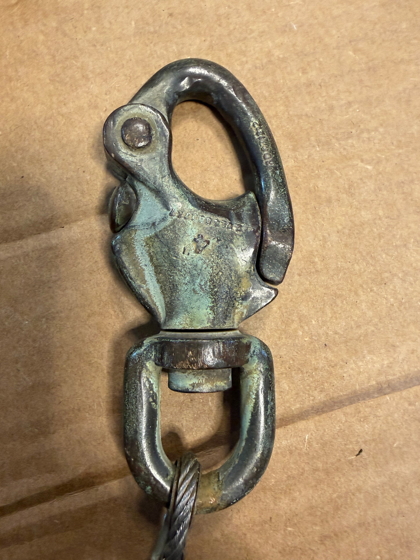 Solid Bronze B&A Swivel Bail Shackle 11/16”
