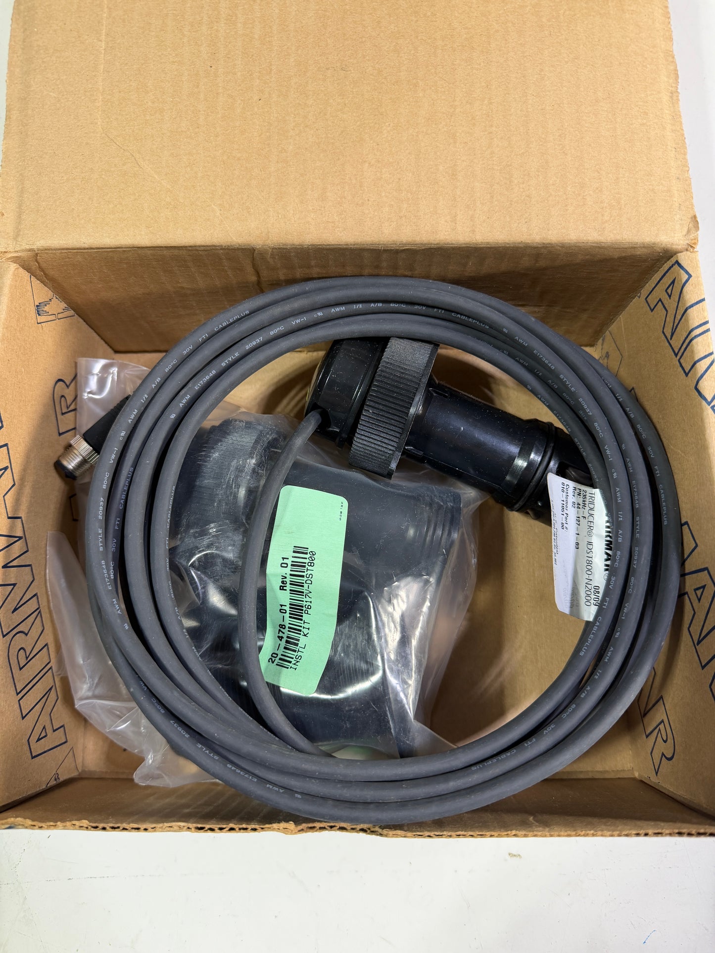 Airmar Retractable Triducer Multisensor With Valve MODELS DST800-N2000 & DST800V