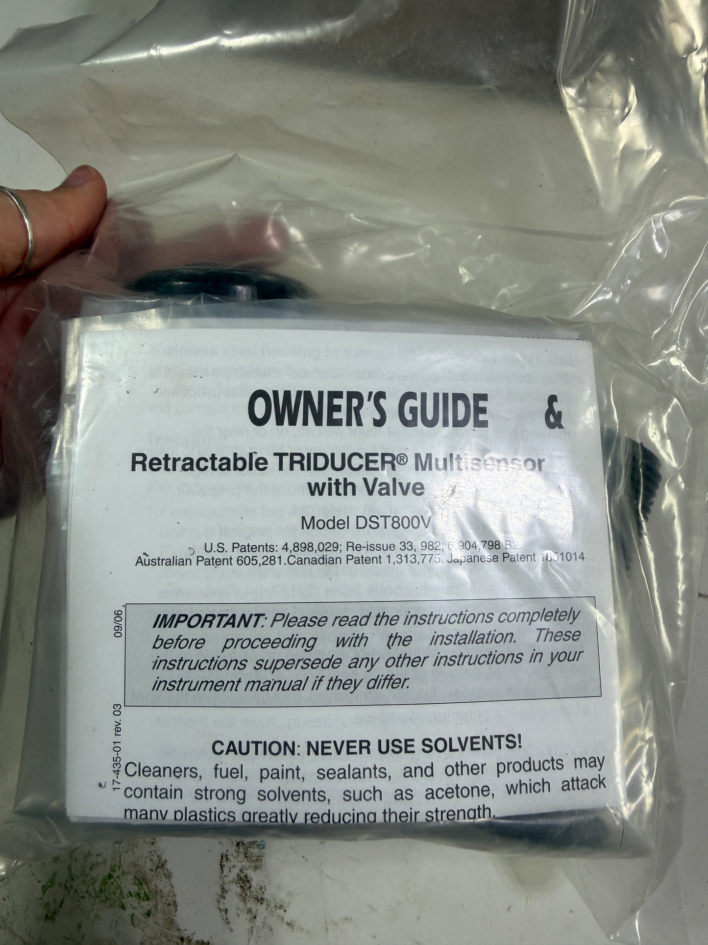 Airmar Retractable Triducer Multisensor With Valve MODELS DST800-N2000 & DST800V
