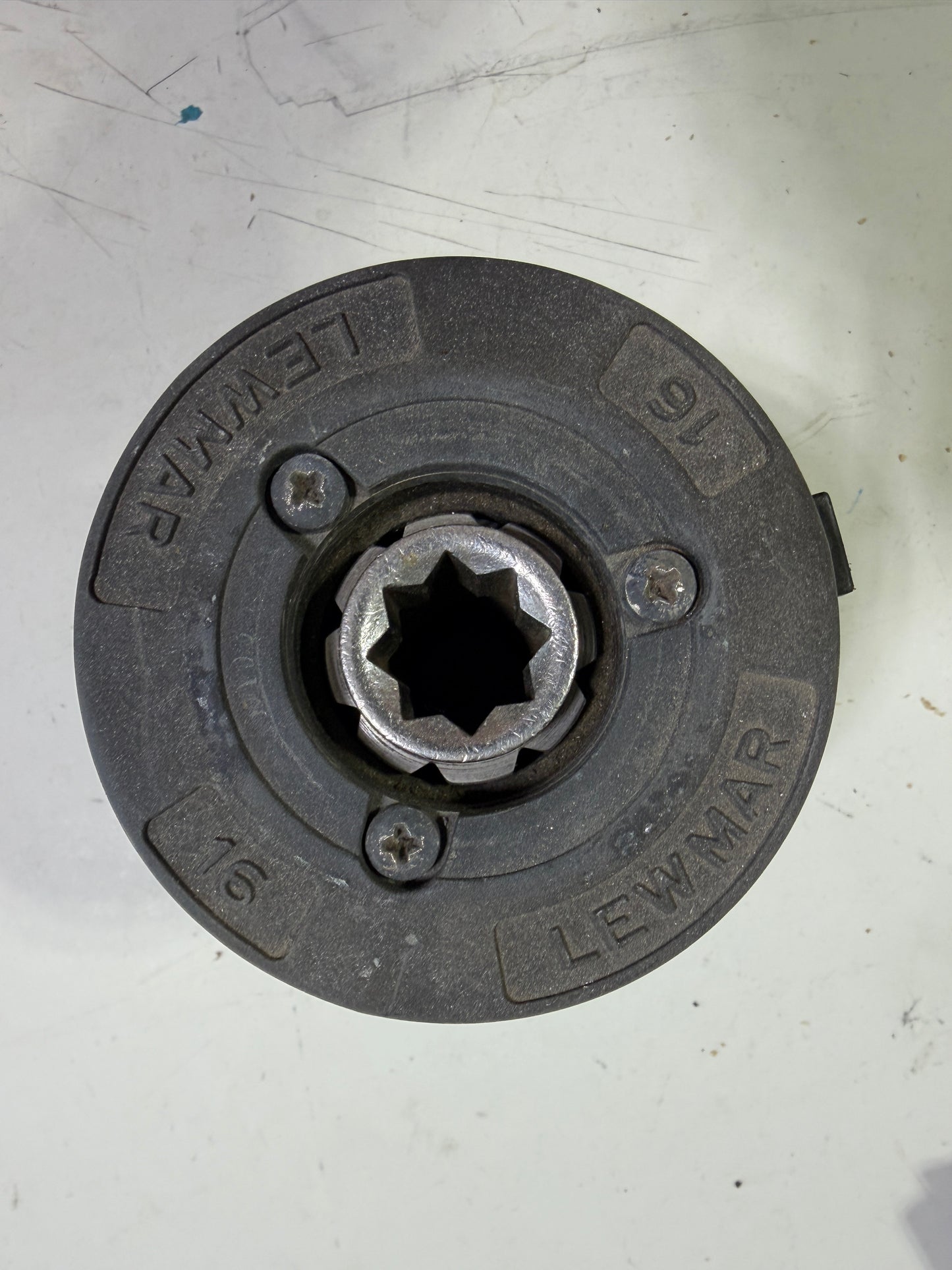 Lewmar 16 Self Tailing Winch - PARTS ONLY