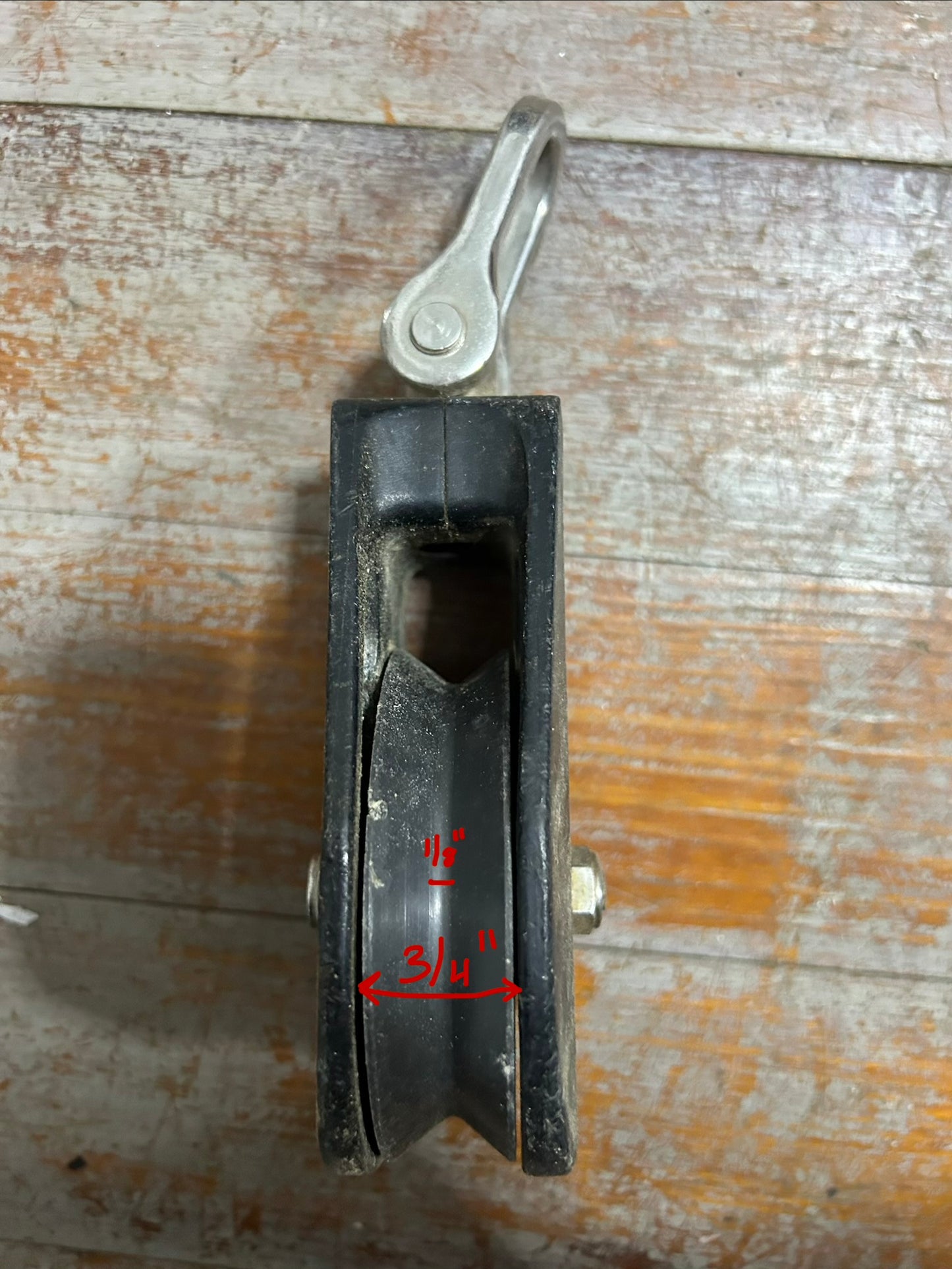 3 1/2" Sheave Lewmar Size 3 Single Swivel Block Pulley