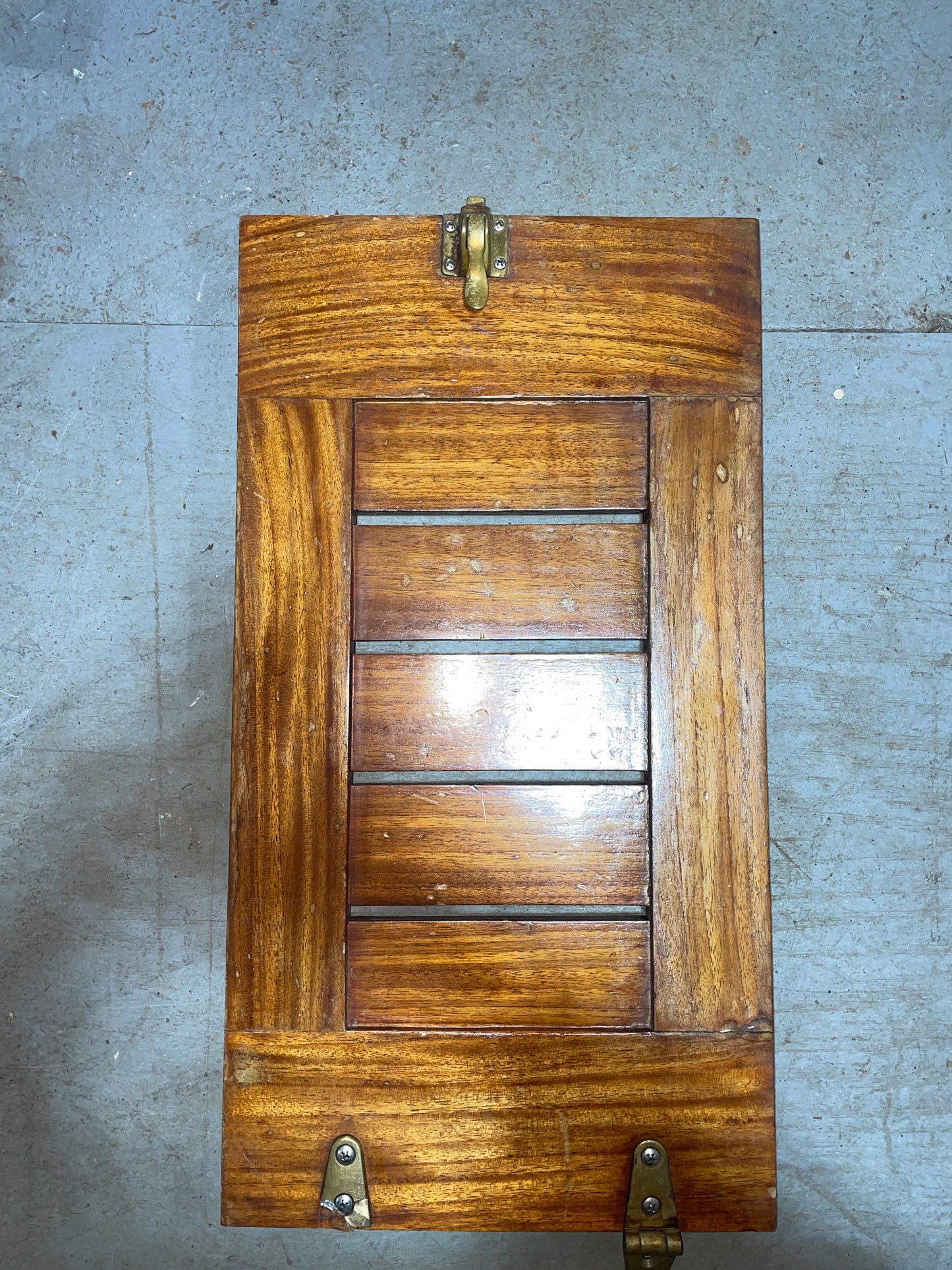 Cabo Rico 38 Paneled Interior Door - Varnish Issue - Broken Hinge