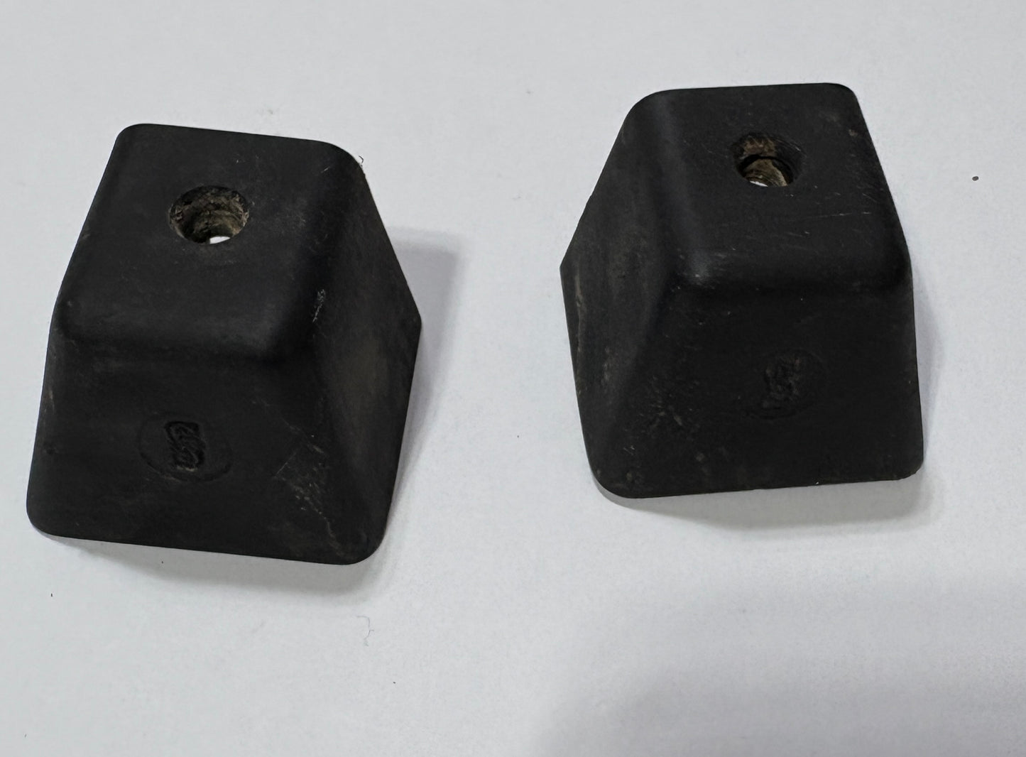 Schaeffer 1 1/8 Track End Pair