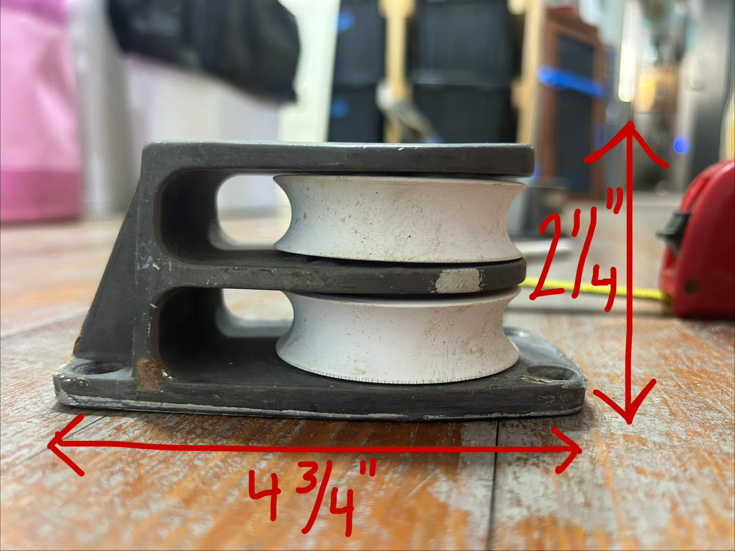 Lewmar double foot/cheek with cast metal frame