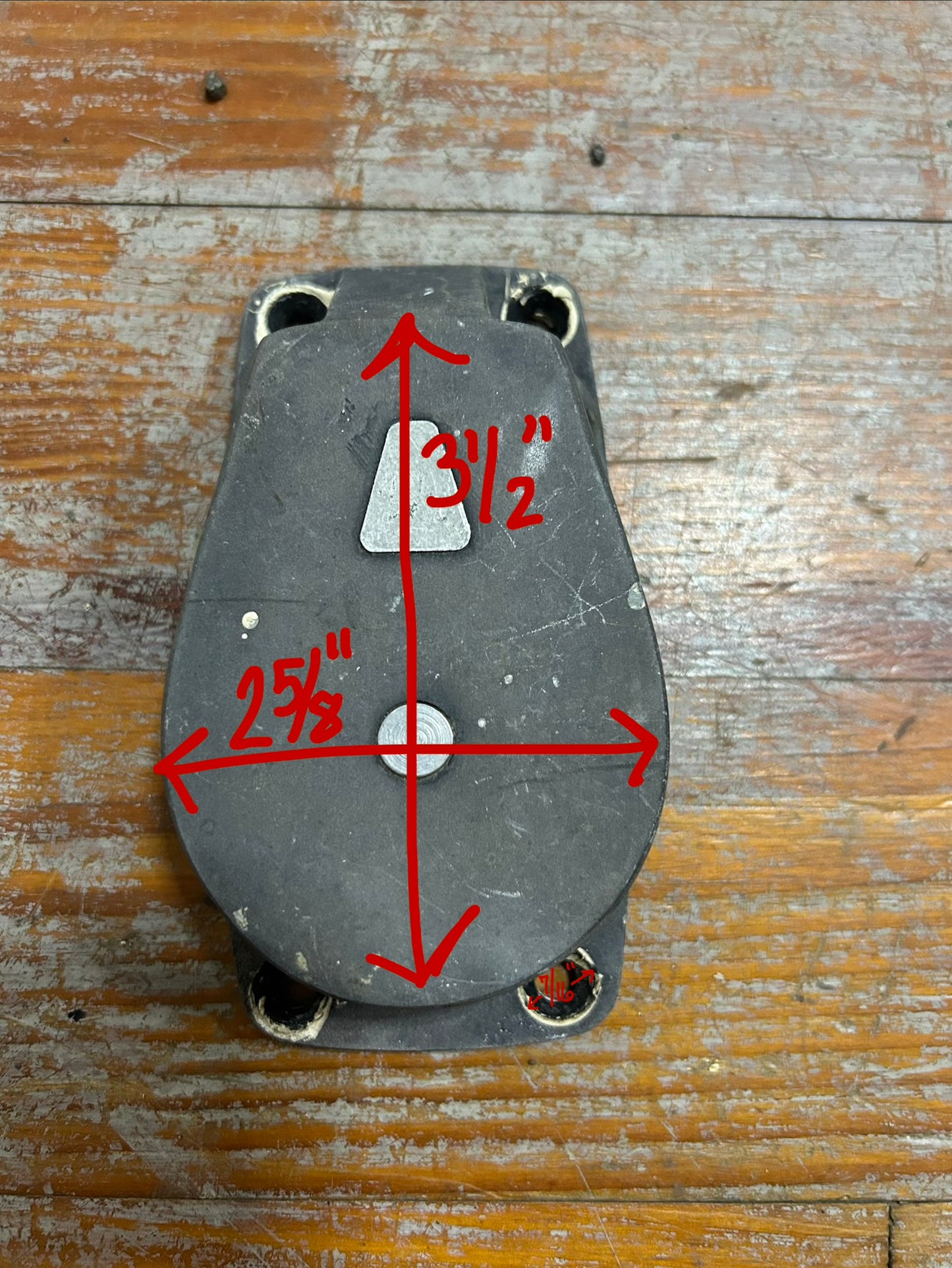 Lewmar Single Foot Block 2-5/8” Sheave Deck Mounted Sailboat Block