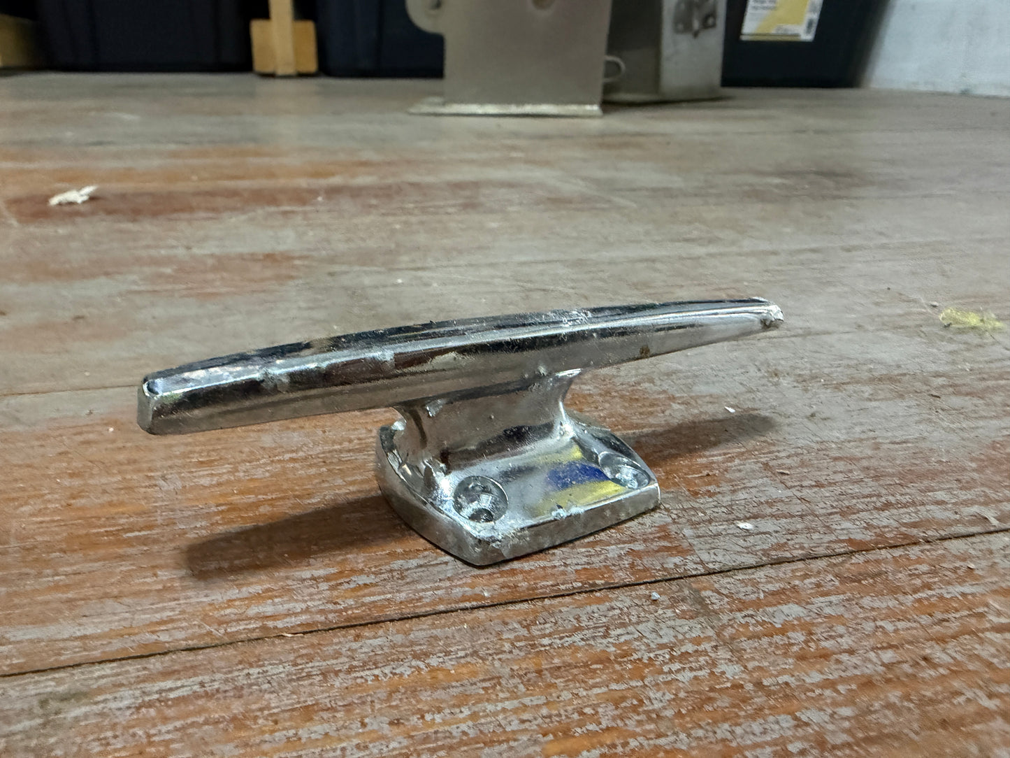 Chromed Metal 4 3/4" Torpedo Cleat
