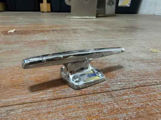 Chromed Metal 4 3/4" Torpedo Cleat