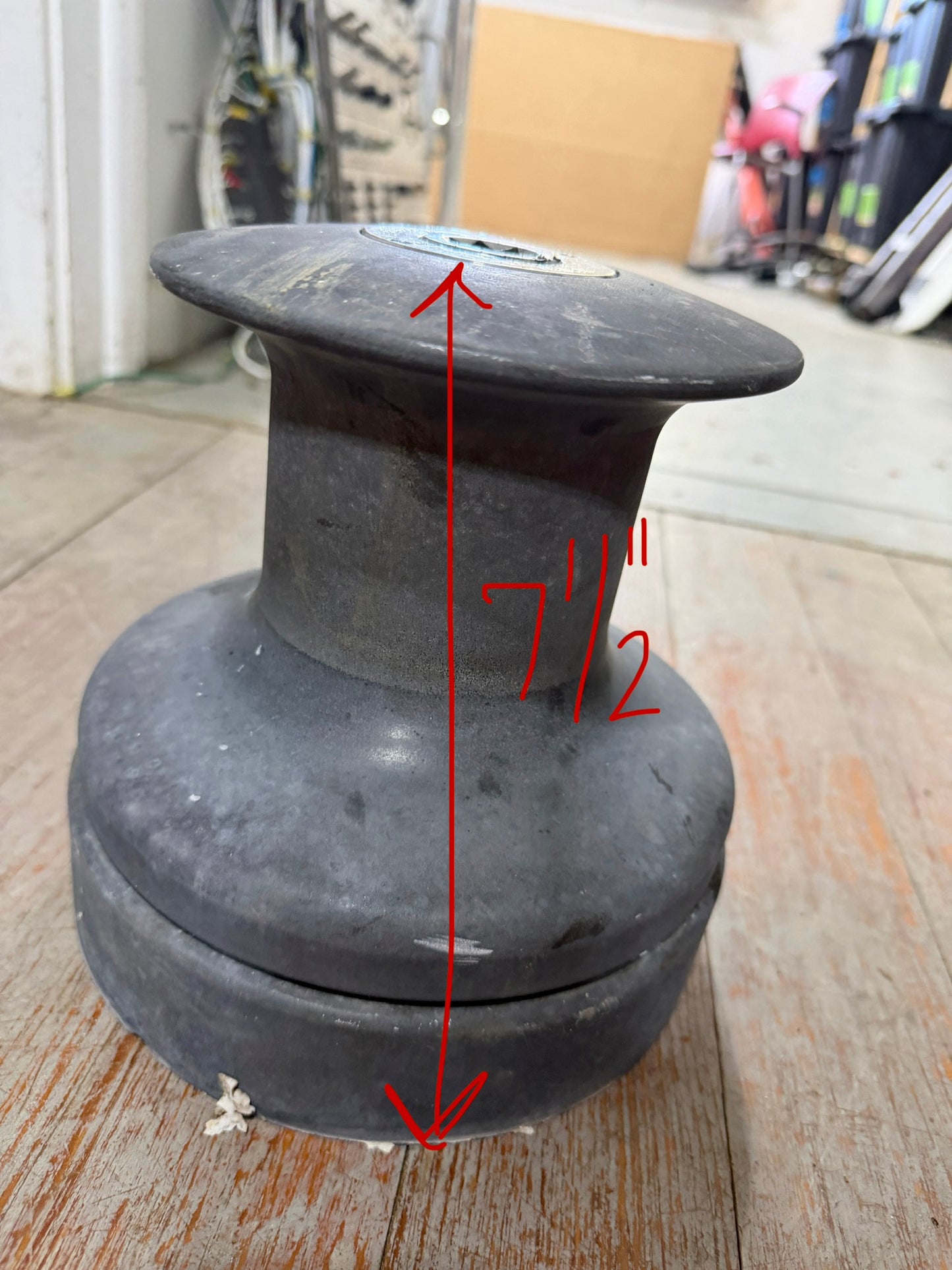 Barient 28 Two-Speed Winch 7-1/2” Tall