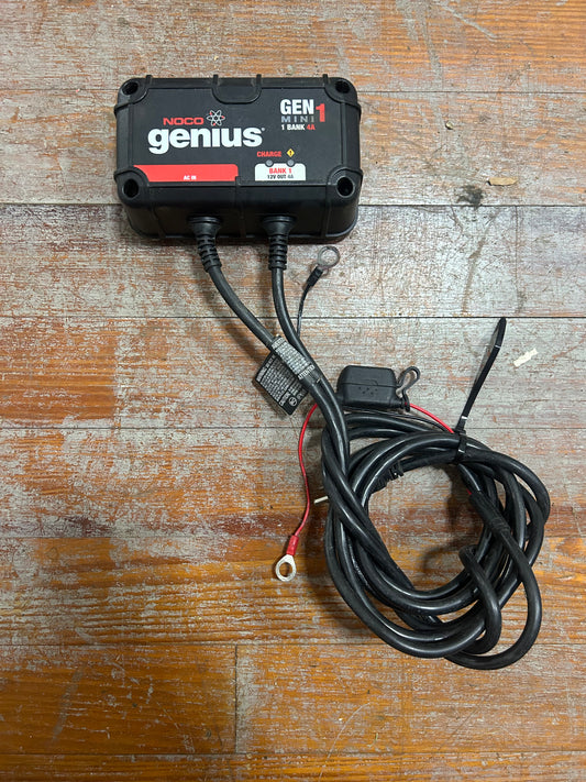 NOCO Genius GEN1 Mini 4A Marine Battery Charger 12V 1 Bank Onboard Smart Charger