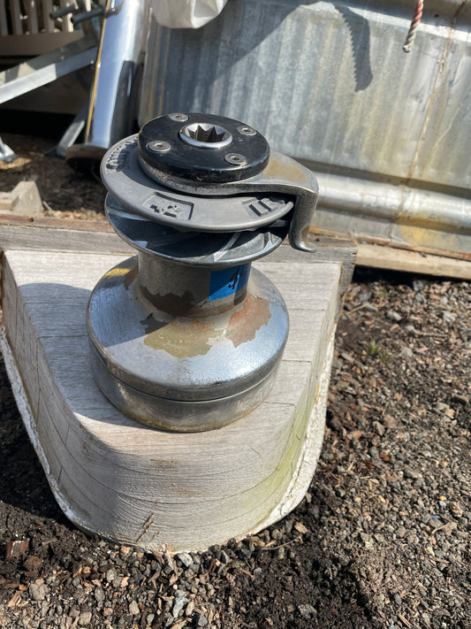 Lewmar 42 Self Tailing Winch - Chromed On Mounting Block