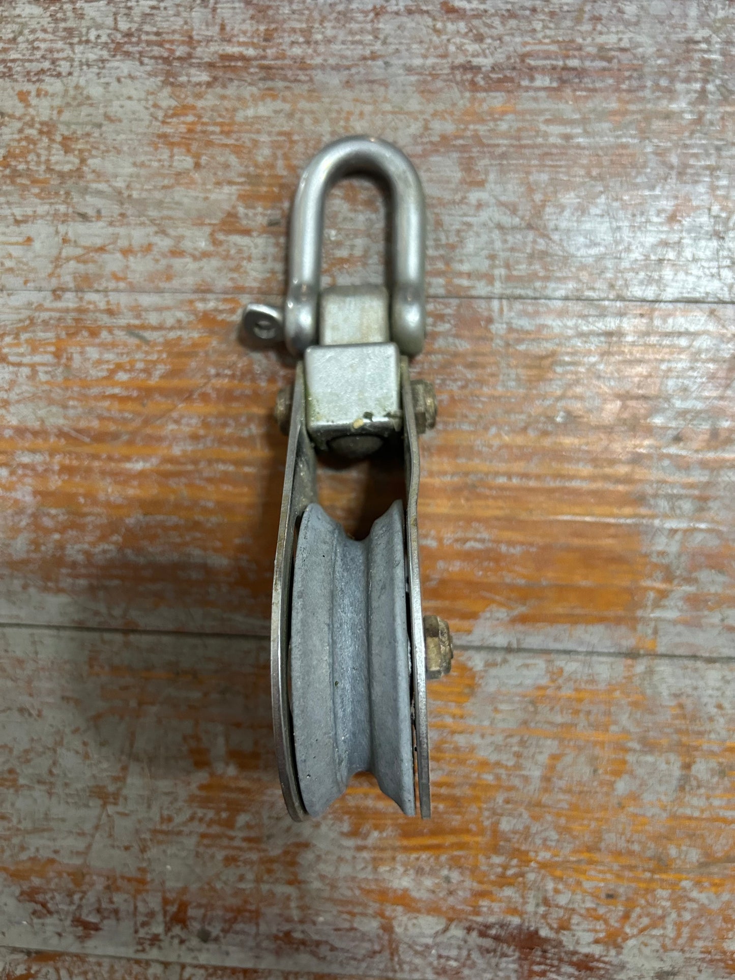 Schaefer Stainless Steel Sheave 2 1/2" Single Sheave Swivel Block - 9/16" Line