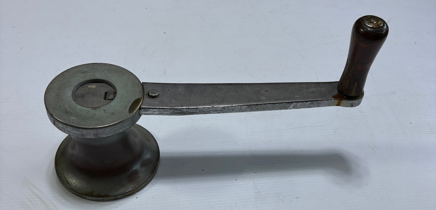 Vintage Bronze Winch with Southcoast Chromed Bronze Handle