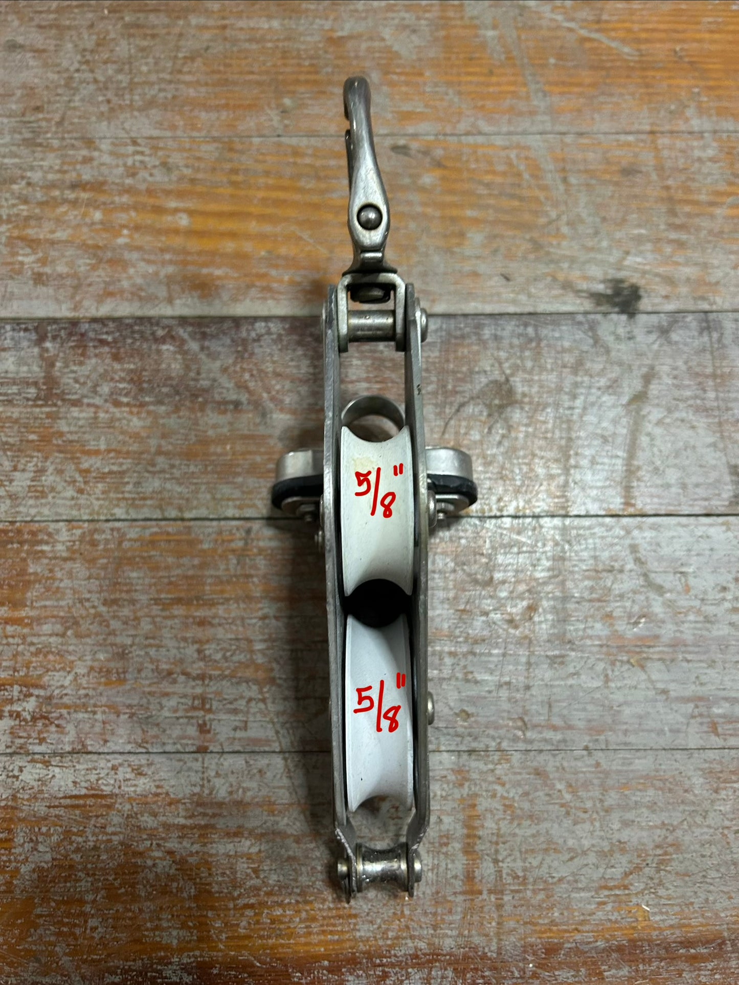 Schaefer double fiddle block with a cam cleat and swivel snap shackle - 2-1/2” & 1-1/2” Sheaves