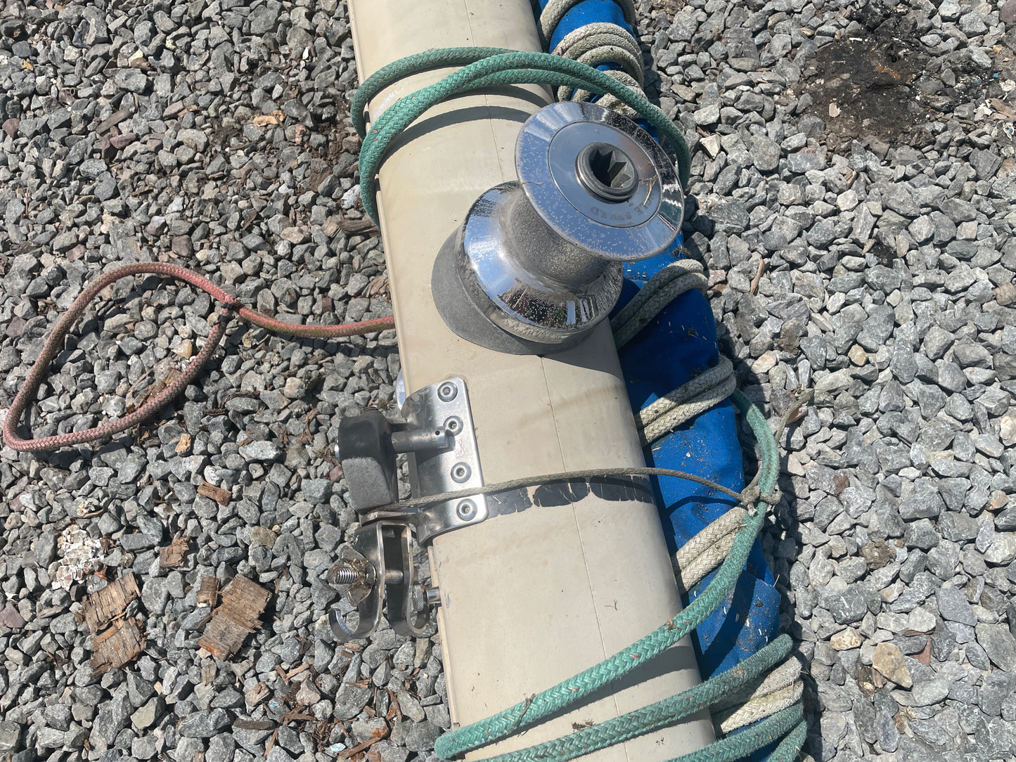 ODAY 27 Mast 41’ 3” Length AND Harken Series 0-294 Rolling Furler With Sail