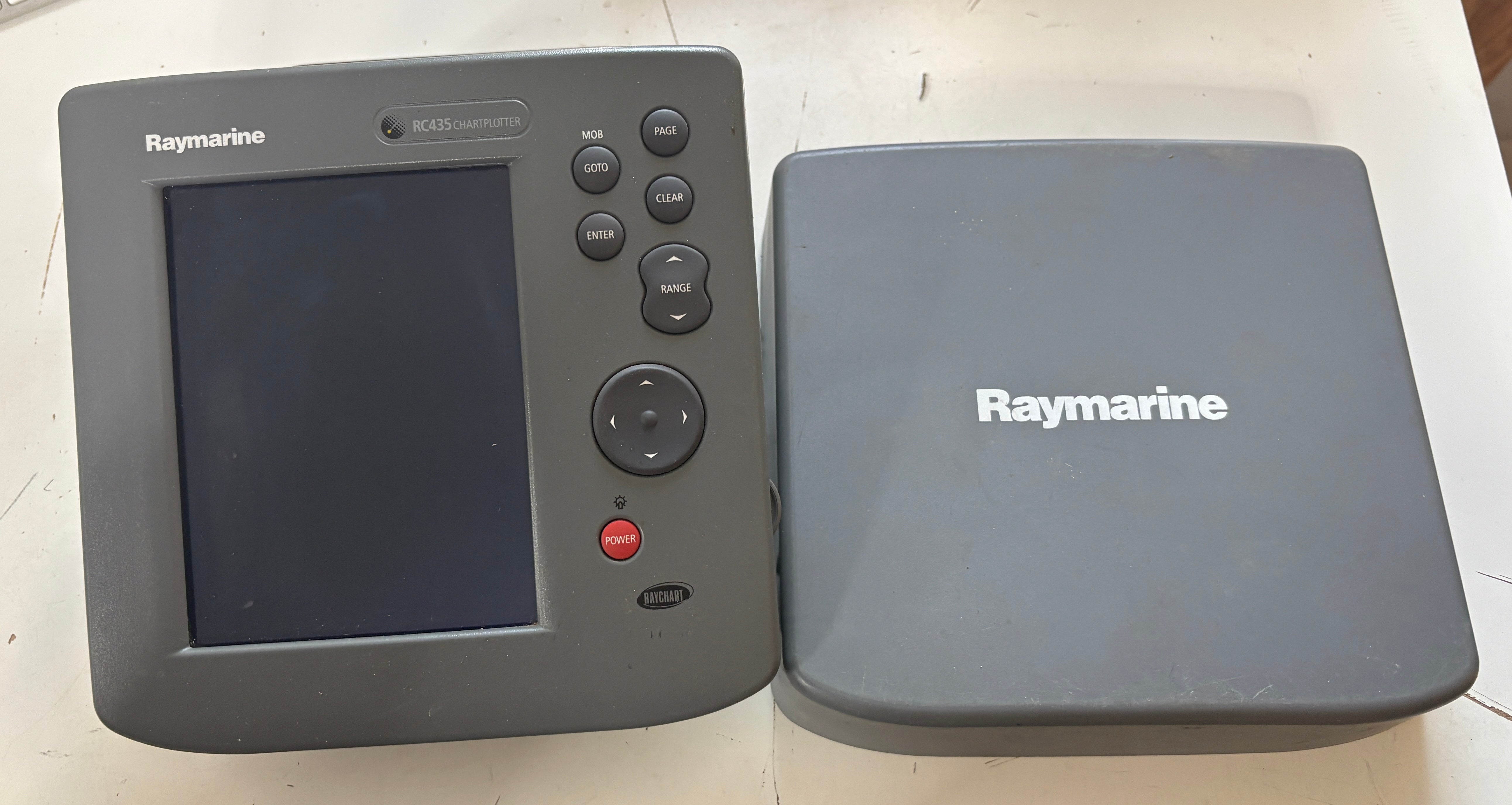 Chartplotter Casing Raymarine RC435 Chartplotter – Sailboat Parts