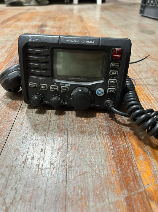 Icom IC-M504A Fixed Mount VHF Marine Radio with HM-157 CommandMic – Untested