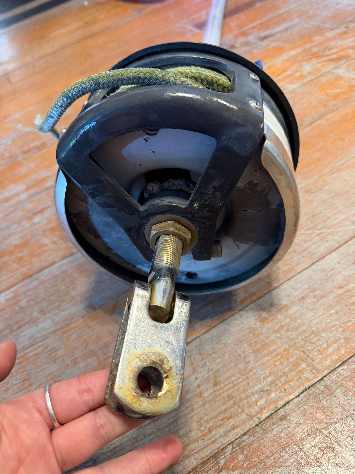 Harken MKII Roller Furling Drum With 3 Intact Extrusions - Hunter 31