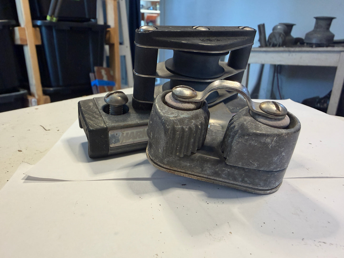 HARKEN DOUBLE SHEAVE WITH CAM CLEAT - 1” TRACK / TRAVELER END CAR