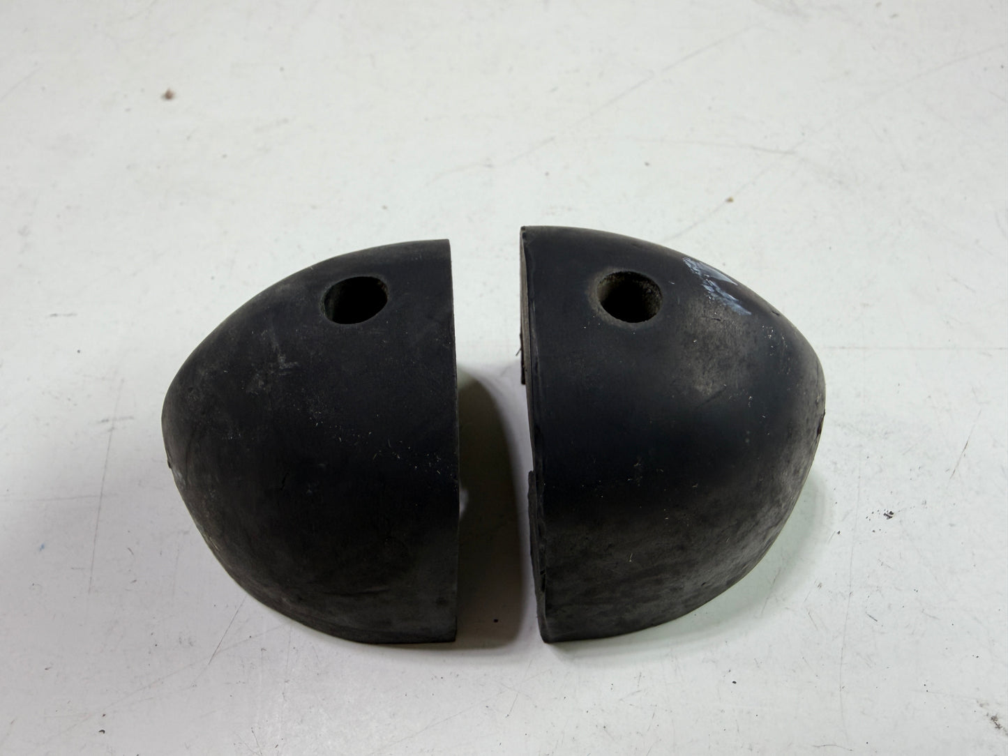 PAIR Rubber Track Ends / Traveler Ends - 1 3/8"