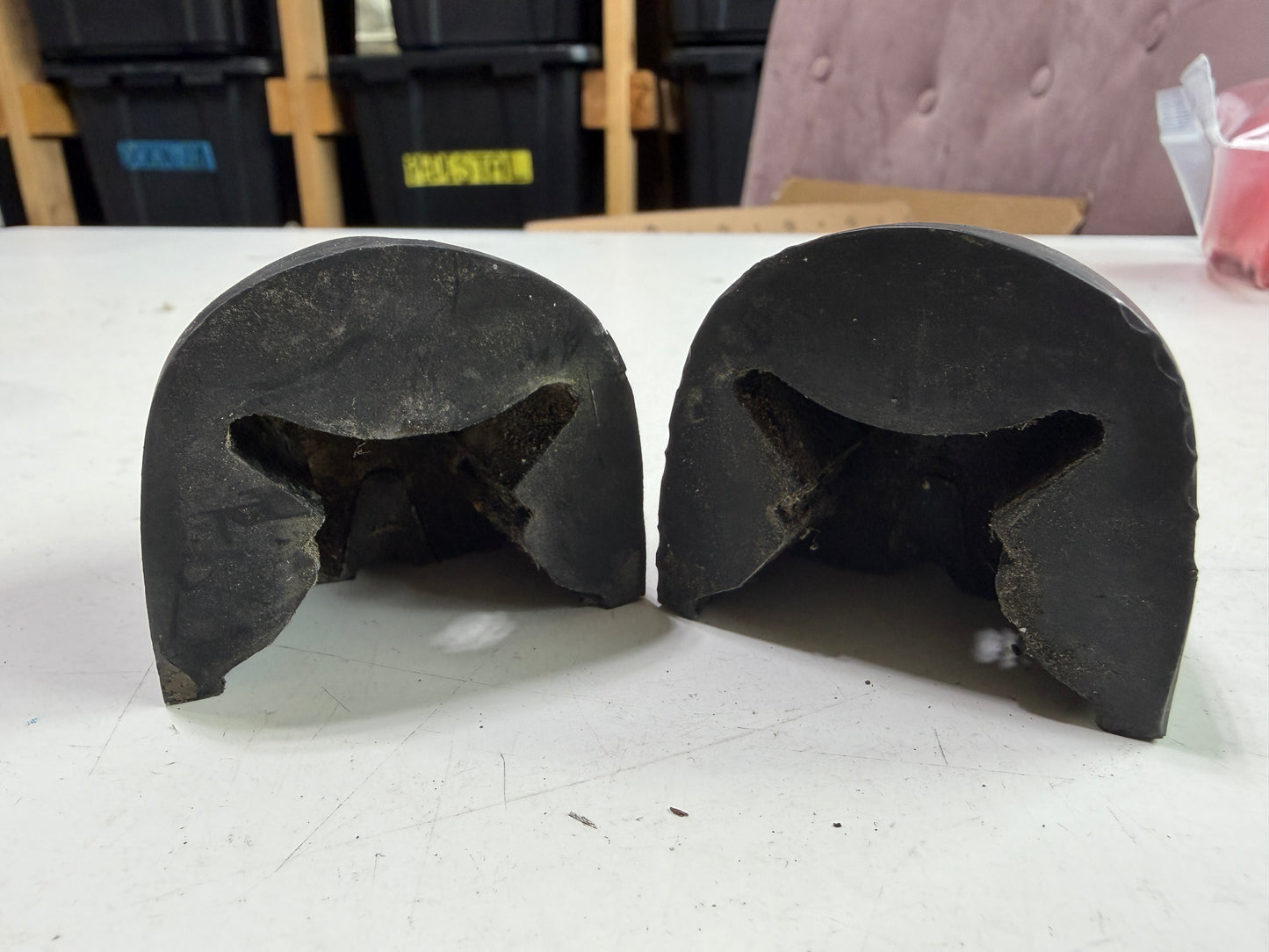PAIR Rubber Track Ends / Traveler Ends - 1 3/8"