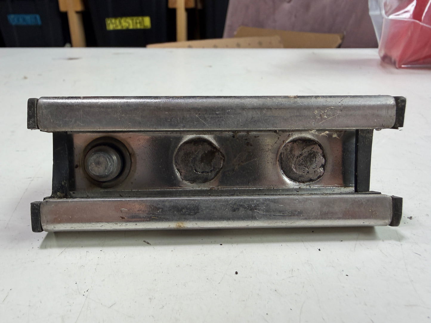 1 1/4" Pull Top Track Car - 7/8" EYE