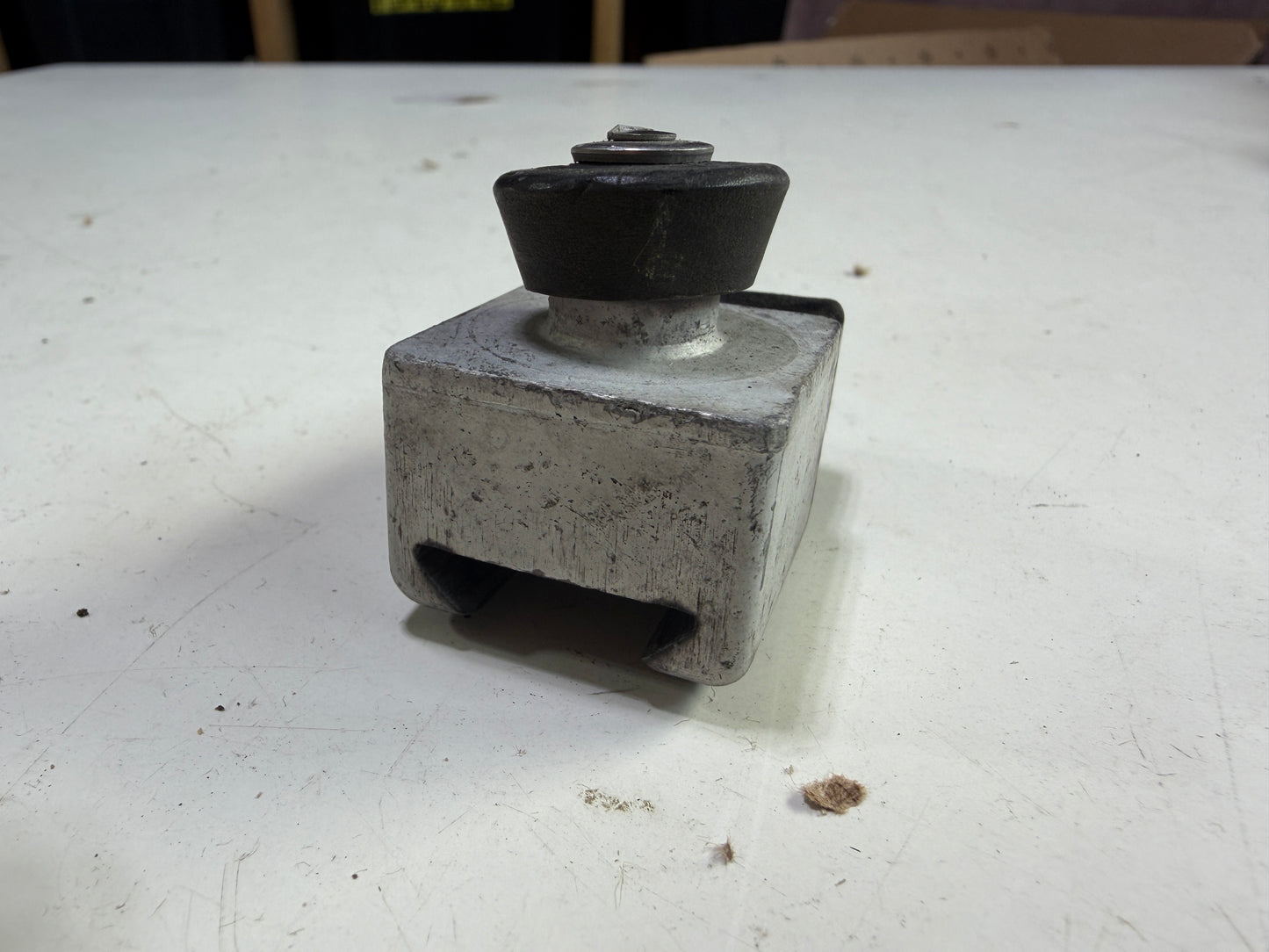 Fico 7/8" Pull Top Adjustable Track / Traveller Car